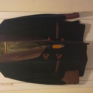 Mens velour dark green/burgandy smoking jacket. Sz 50R